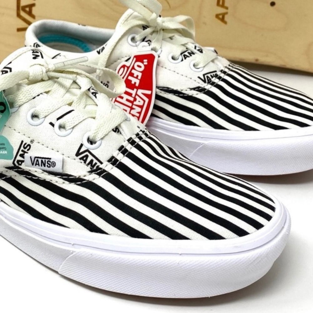 Vans canvas Stripped Shoes Size - Picture 1 of 1